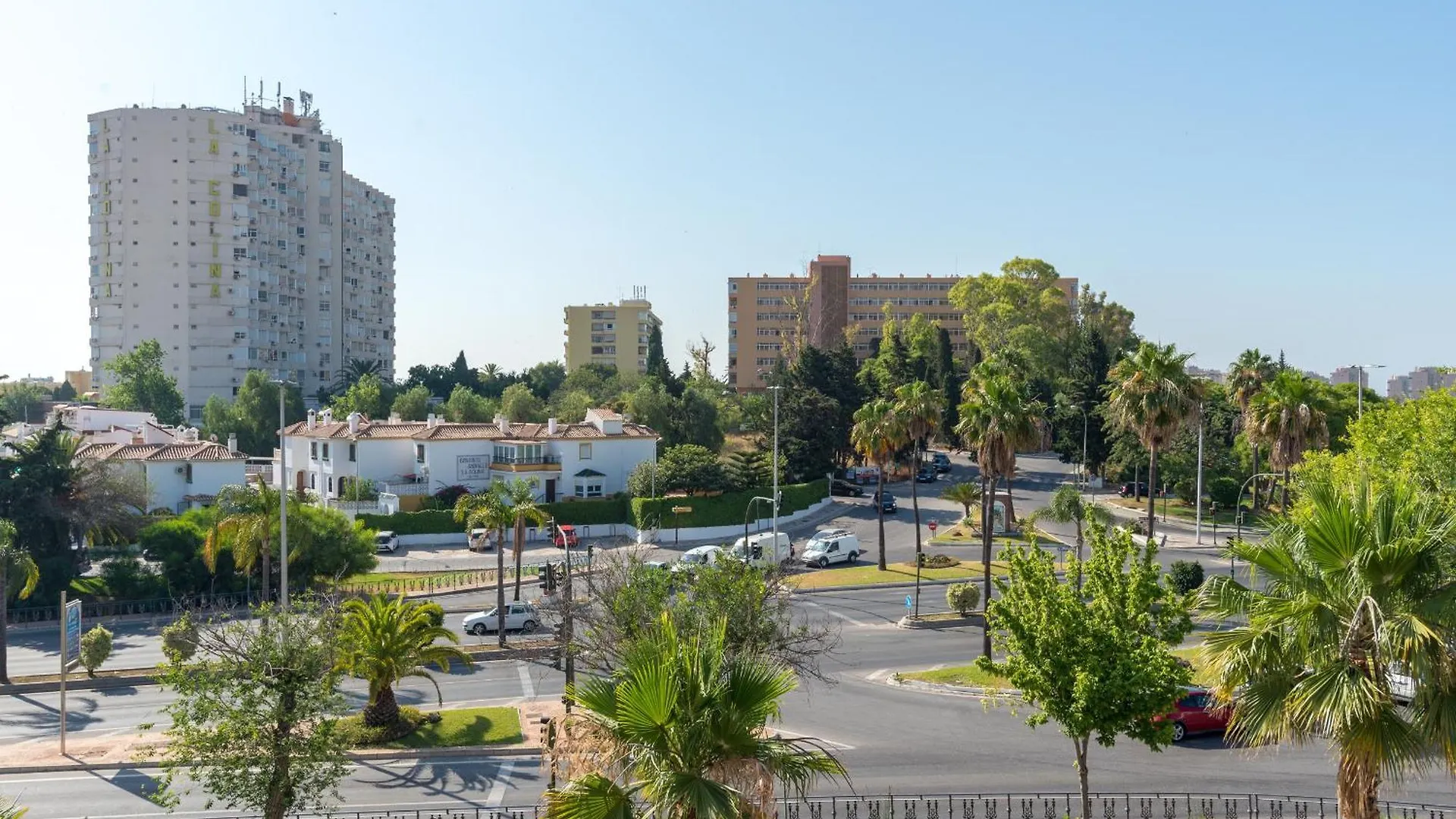 Hill Apartment With Terrace, Parking, Pool & Paddle Court Torremolinos Spain